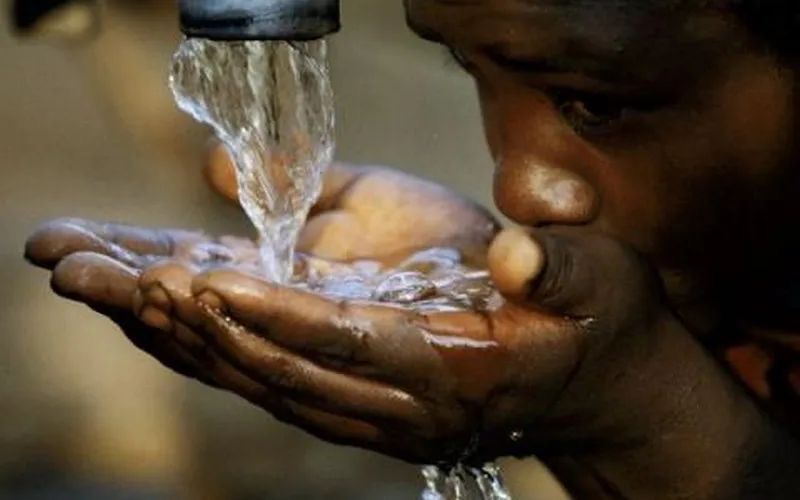 5ed41e3a-72f7-42a9-aeb4-676c4084a9ef